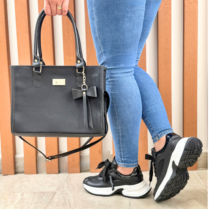 gid://shopify/MediaImage/24950423814238